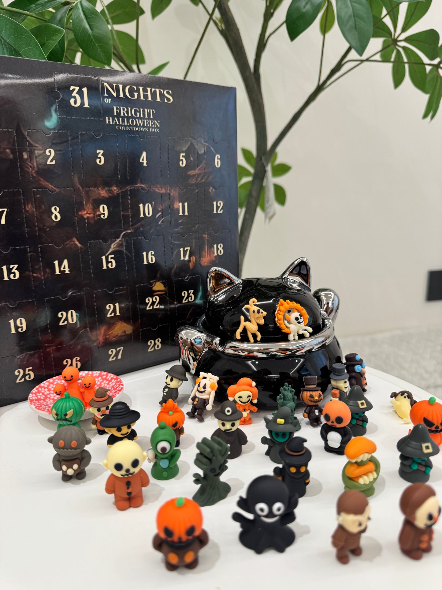 31 Nights of Fright – Halloween Countdown Box